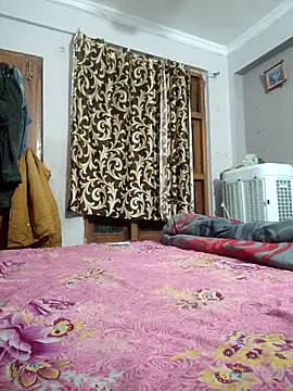 vardh033 online show from February 2026 05:30:02 PM