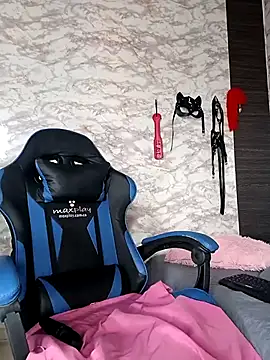 AlisSon  hot online show from October 2025 07:15:02 PM