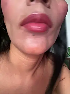 AlisSon  hot online show from April 2026 11:40:02 AM
