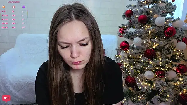 AlisaWyn online show from December 2025 03:44:02 AM