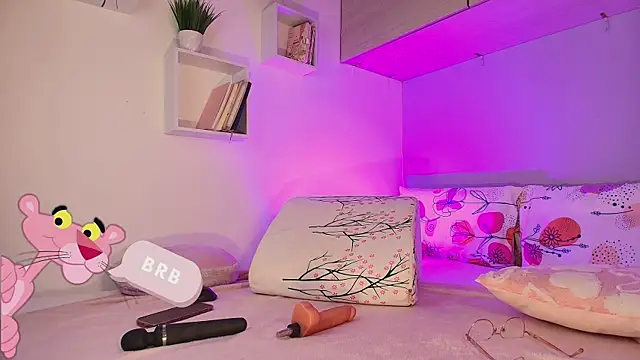 Melifluaa online show from April 2026 07:07:02 PM