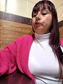 Snapshot of sexxx_mia chatting on October 2025 04:59:02 PM sexxx mia online show from October 2025 04:59:02 PM