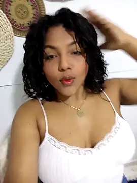 veronica em1 online show from March 2026 01:24:01 PM