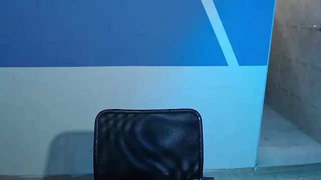 veronica em1 online show from October 2025 05:47:01 PM