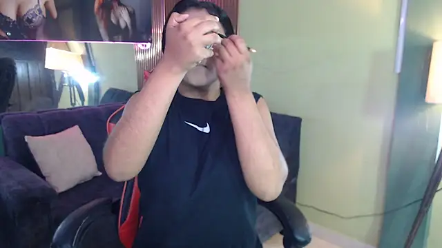 veronica em1 online show from November 2025 03:16:02 PM