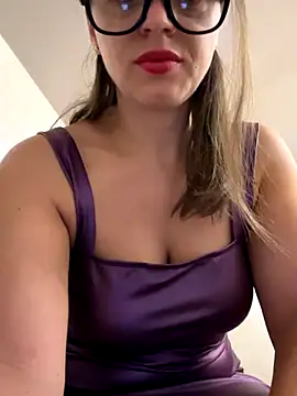 Snapshot of ladywithbigass chatting on September 2025 04:45:02 AM ladywithbigass online show from September 2025 04:45:02 AM
