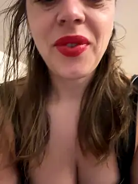 ladywithbigass online show from November 2025 05:45:02 AM