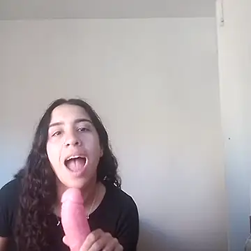 Souphicherry online show from November 2025 07:39:01 PM