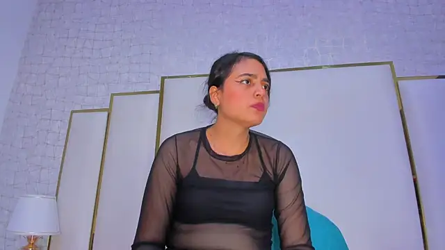 thalia888  online show from November 2025 07:13:02 PM