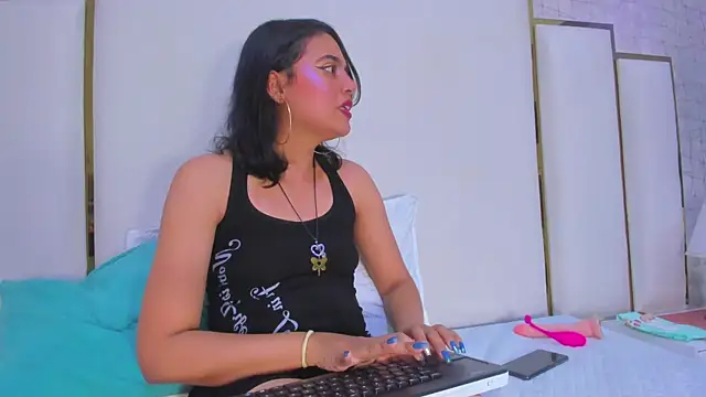 thalia888  online show from October 2025 07:15:01 PM