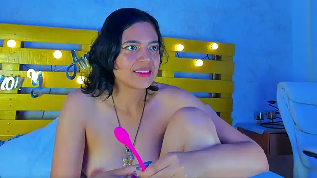 thalia888  online show from September 2025 07:09:02 PM