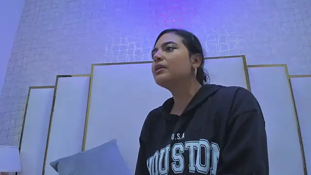 thalia888  online show from February 2026 07:55:02 PM