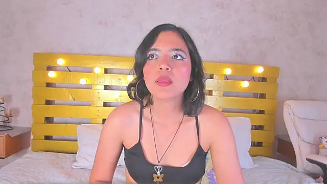 thalia888  online show from October 2025 07:15:02 PM