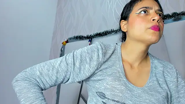 thalia888  online show from December 2025 07:08:01 PM