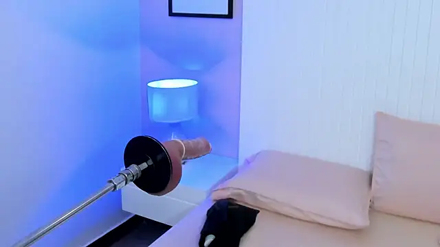 lauren stone  online show from February 2026 07:25:02 PM