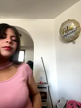 MiaCollinssx online show from September 2025 03:50:01 PM