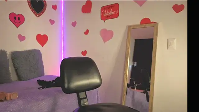 MiaCollinssx online show from February 2026 01:22:01 PM