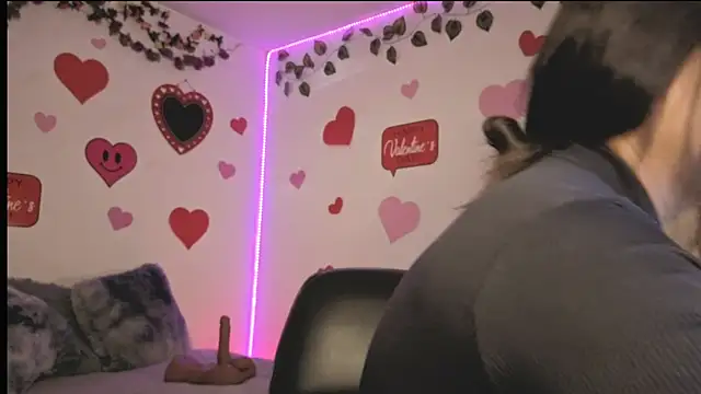 MiaCollinssx online show from March 2026 04:18:02 PM