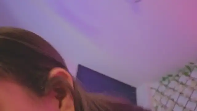 MiaCollinssx online show from November 2025 01:04:02 PM