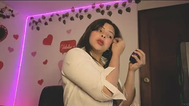 MiaCollinssx online show from February 2026 02:06:01 PM