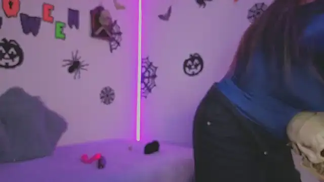 MiaCollinssx online show from October 2025 03:34:02 PM