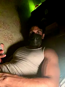 Snapshot of fitxrs chatting on October 2025 06:19:02 PM fitxrs online show from October 2025 06:19:02 PM