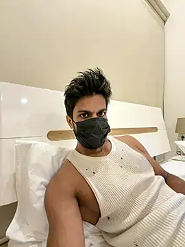 Snapshot of fitxrs chatting on October 2025 02:18:02 PM fitxrs online show from October 2025 02:18:02 PM