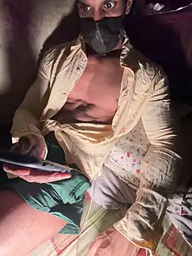 Snapshot of fitxrs chatting on October 2025 05:25:02 PM fitxrs online show from October 2025 05:25:02 PM