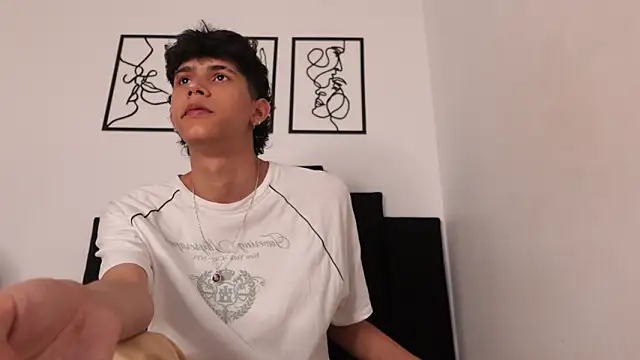 alexmark  online show from March 2026 07:18:01 PM