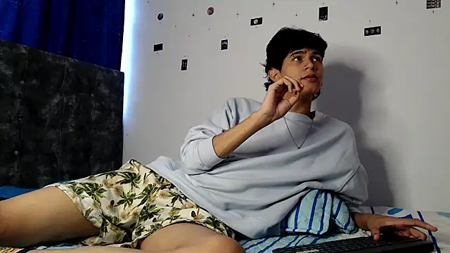 alexmark  online show from April 2026 07:09:01 PM