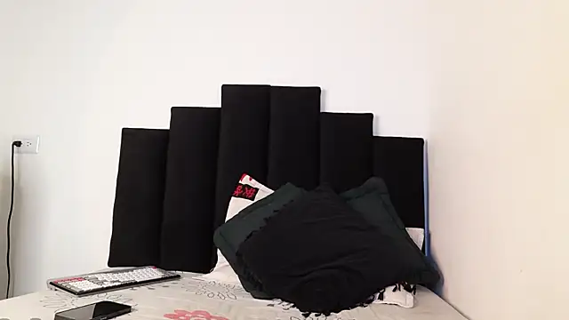 alexmark  online show from October 2025 07:13:02 PM