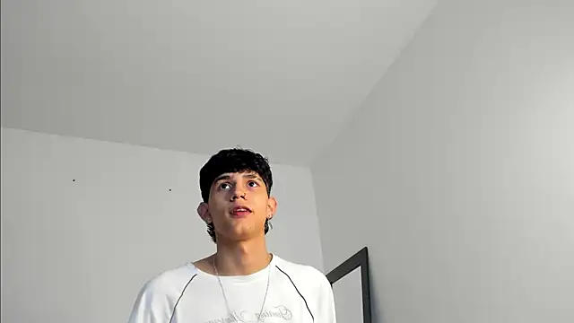 alexmark  online show from November 2025 03:10:02 AM