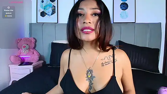 Snapshot of Naiaa_Cruz chatting on October 2025 07:44:01 PM Naiaa Cruz online show from October 2025 07:44:01 PM
