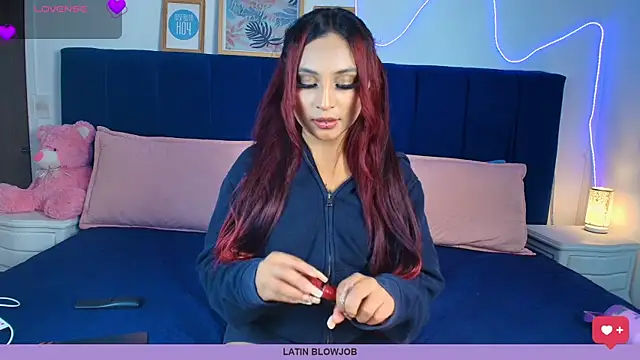 Naiaa Cruz online show from April 2026 07:58:02 PM