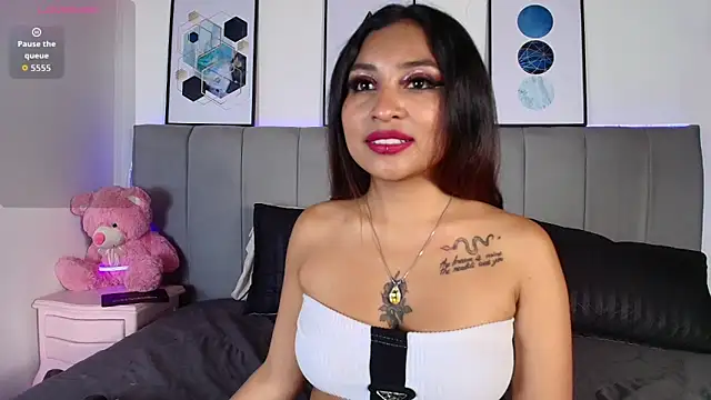 Snapshot of Naiaa_Cruz chatting on October 2025 07:26:02 PM Naiaa Cruz online show from October 2025 07:26:02 PM