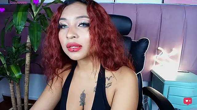 Naiaa Cruz online show from February 2026 07:58:01 PM