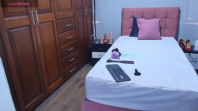 SexyRachel  online show from January 2026 12:32:01 PM