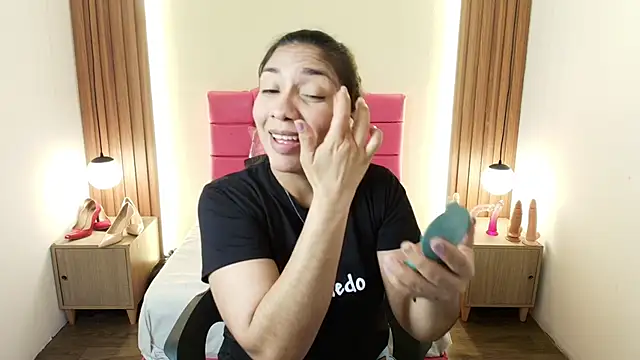 SexyRachel  online show from February 2026 07:24:02 PM