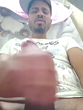 Danypeluche online show from September 2025 04:04:02 AM