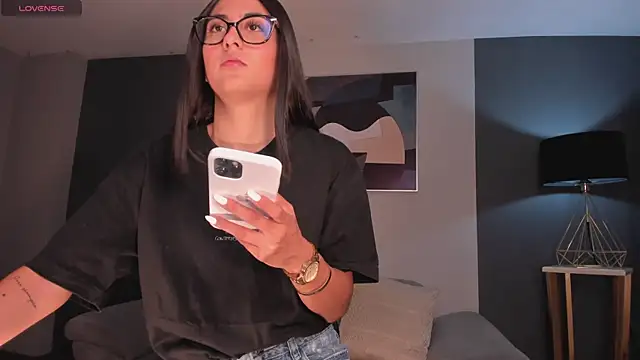 BonnyRose online show from November 2025 07:50:02 PM