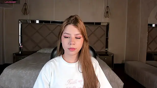 TiffannySins online show from February 2026 06:51:02 PM