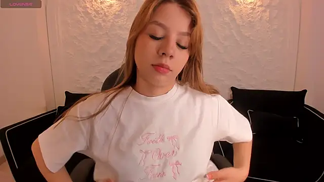 TiffannySins online show from April 2026 03:45:02 AM