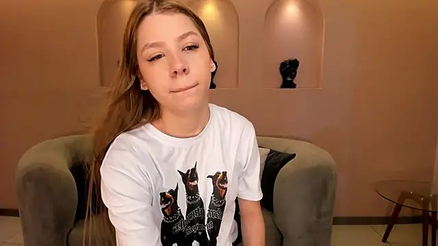 TiffannySins online show from March 2026 04:52:01 PM