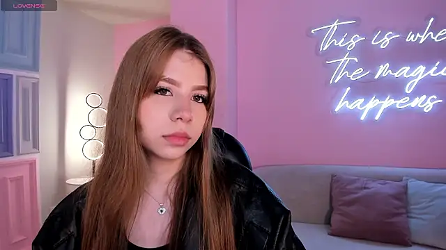 TiffannySins online show from March 2026 11:08:01 PM