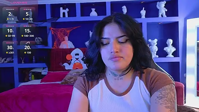 Snapshot of sari_belle chatting on November 2025 08:34:01 PM sari belle online show from November 2025 08:34:01 PM