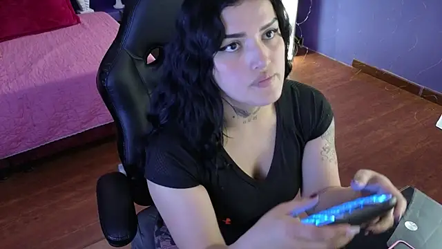 Snapshot of sari_belle chatting on December 2025 09:25:02 PM sari belle online show from December 2025 09:25:02 PM