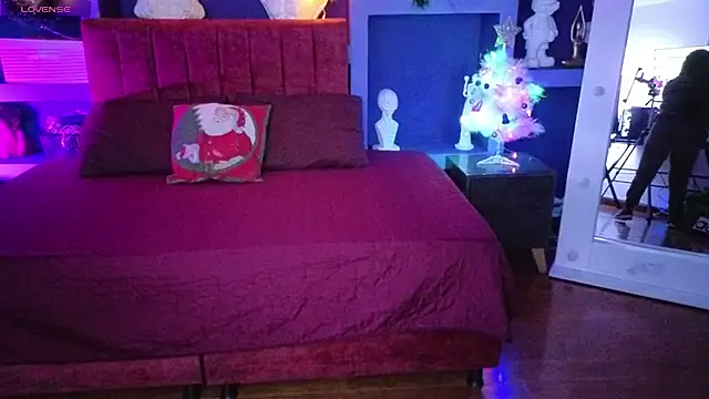 sari belle online show from December 2025 07:48:02 PM