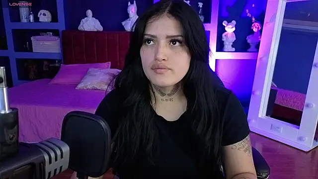 sari belle online show from February 2026 09:00:01 PM