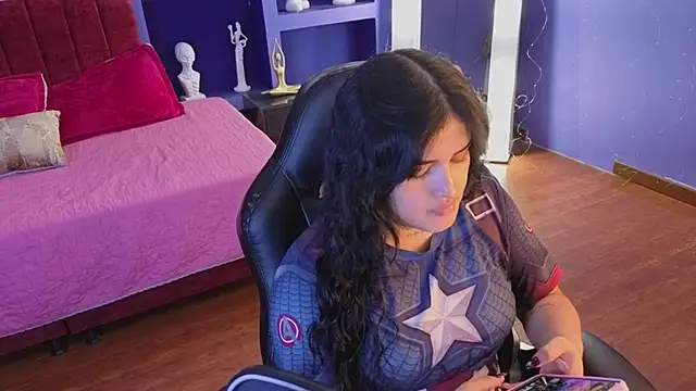 Snapshot of sari_belle chatting on December 2025 09:03:02 PM sari belle online show from December 2025 09:03:02 PM