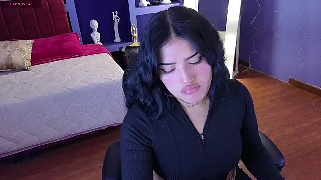 Snapshot of sari_belle chatting on November 2025 08:42:02 PM sari belle online show from November 2025 08:42:02 PM